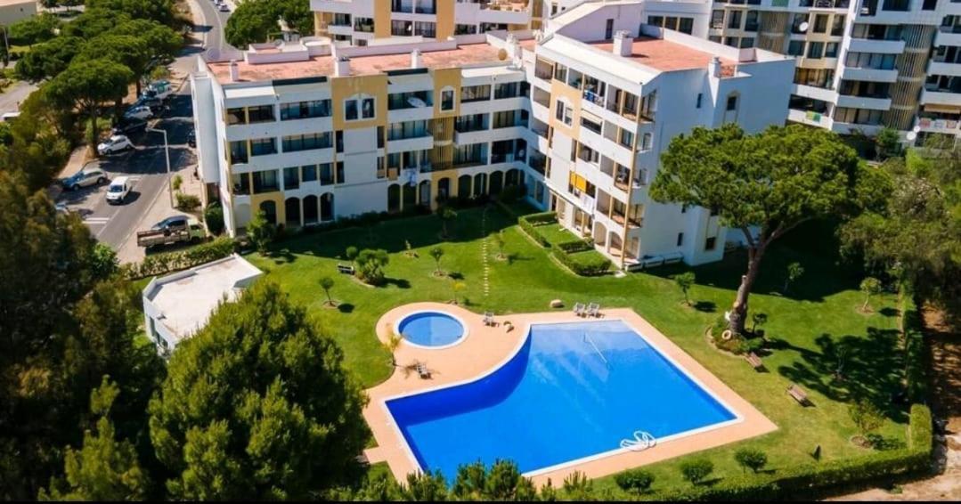 Vilamoura - Spacious With Swimming Pool & View Bagian luar foto