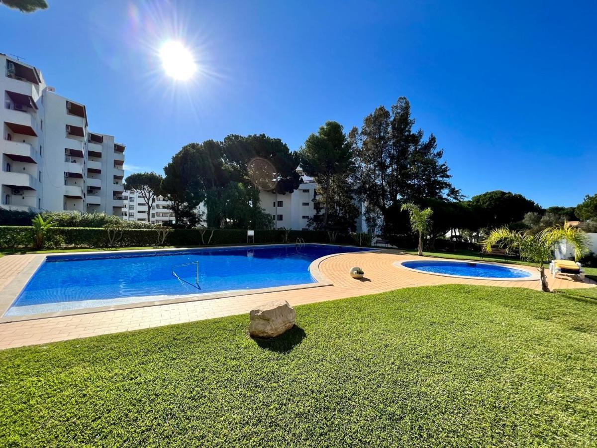 Vilamoura - Spacious With Swimming Pool & View Bagian luar foto